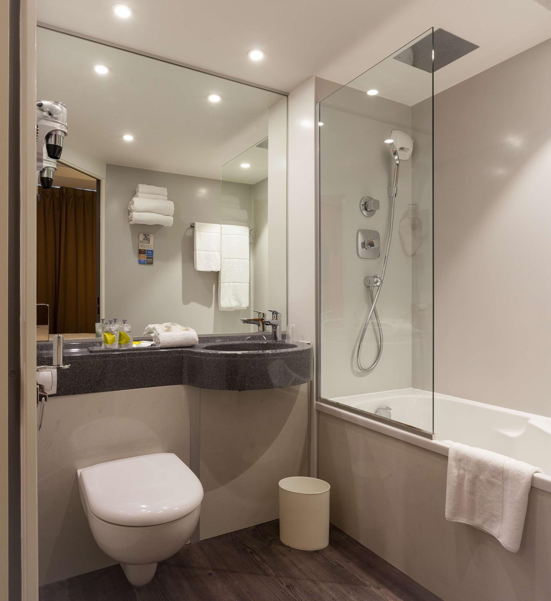 Hotel Kyriad Rennes Centre Gare Ngoại thất bức ảnh