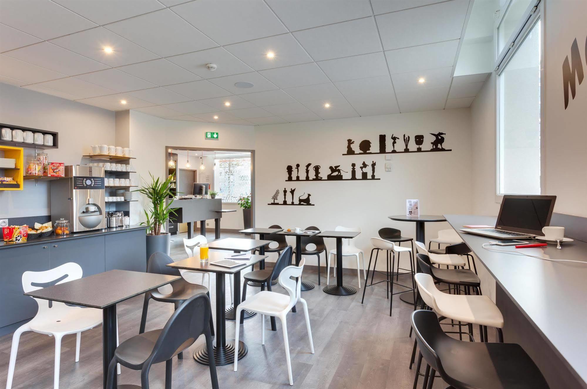 Hotel Kyriad Rennes Centre Gare Ngoại thất bức ảnh